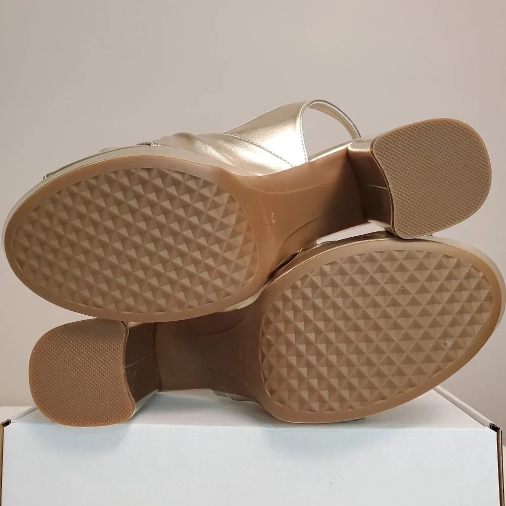 AEROSOLES Metallic Gold Knot Platform Slingback Heels